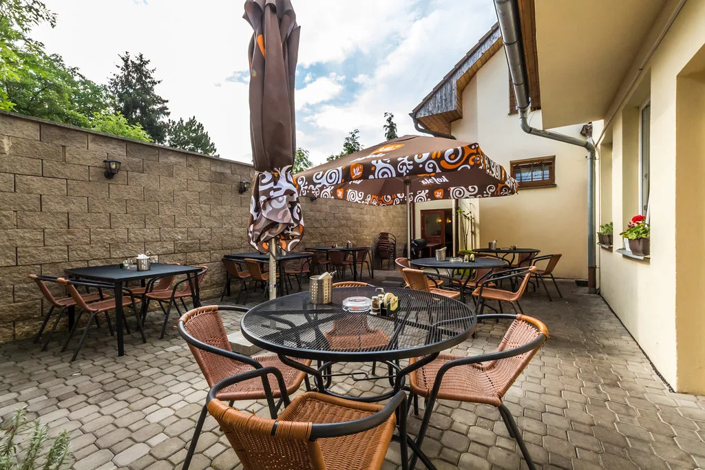 Hotel Nová Hospoda — HOTEL v obci Jinonice