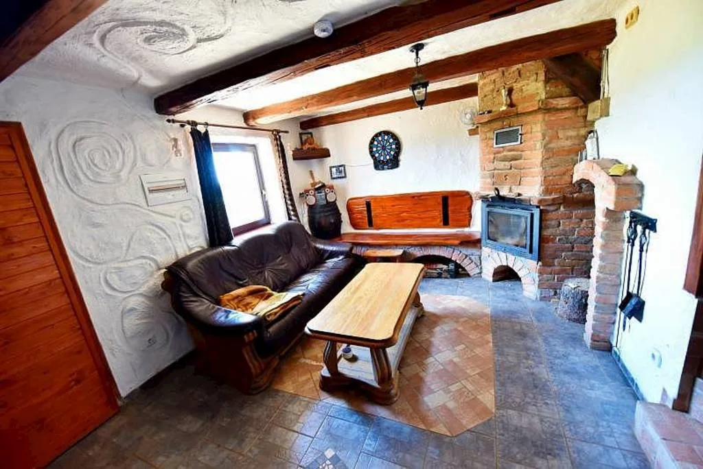 Sklípek u malého Křívy — CHALET in Prušánky