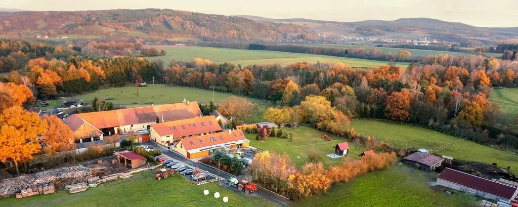 Penzion Farma Dvorec — GUESTHOUSE in Radnice
