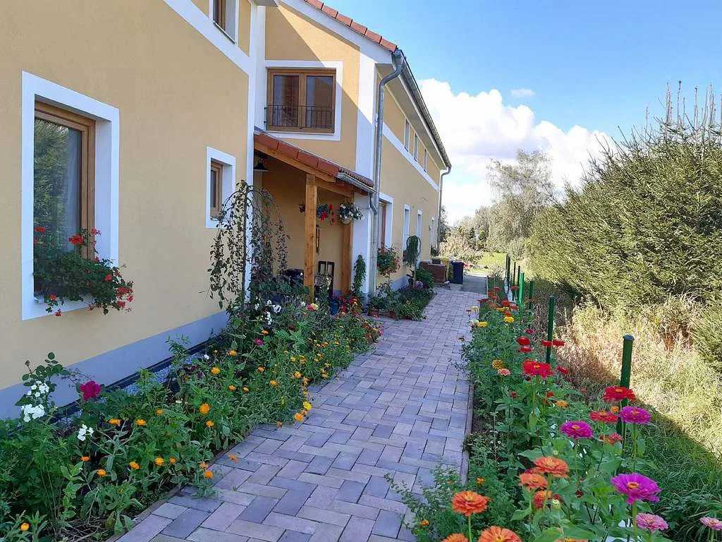 Apartmány Dlouhá louka — APARTMÁN v obci Rejta