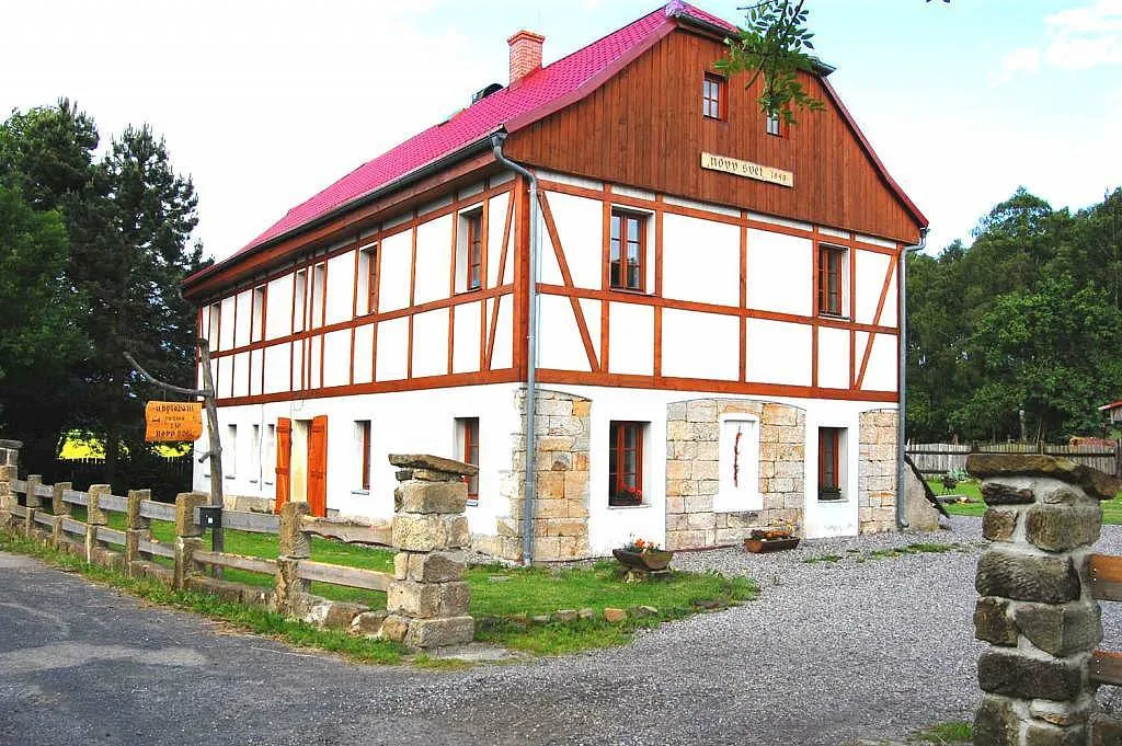 Usedlost Nový Svět — CHALUPA v obci Růžová