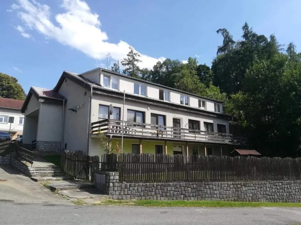 Hobití doupě — PENSION in Stražisko