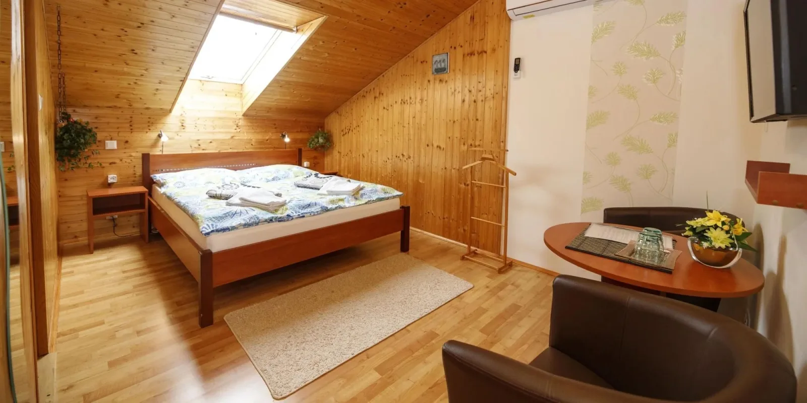 Studio Glass Doležal — PENZION v obci Škrdlovice