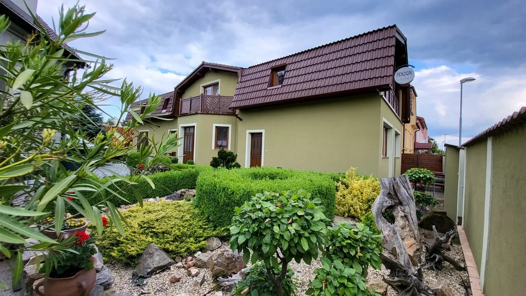 Penzion U Čápa — PENSJONAT w Třeboň