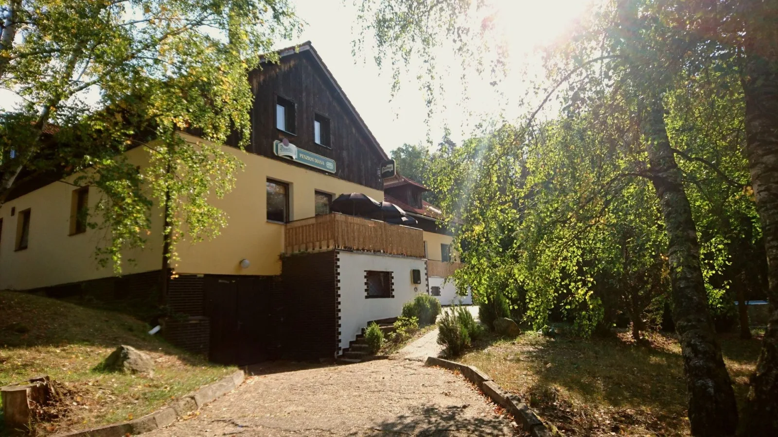 Penzion Magdalena — PENZION v obci Zámostí-Blata