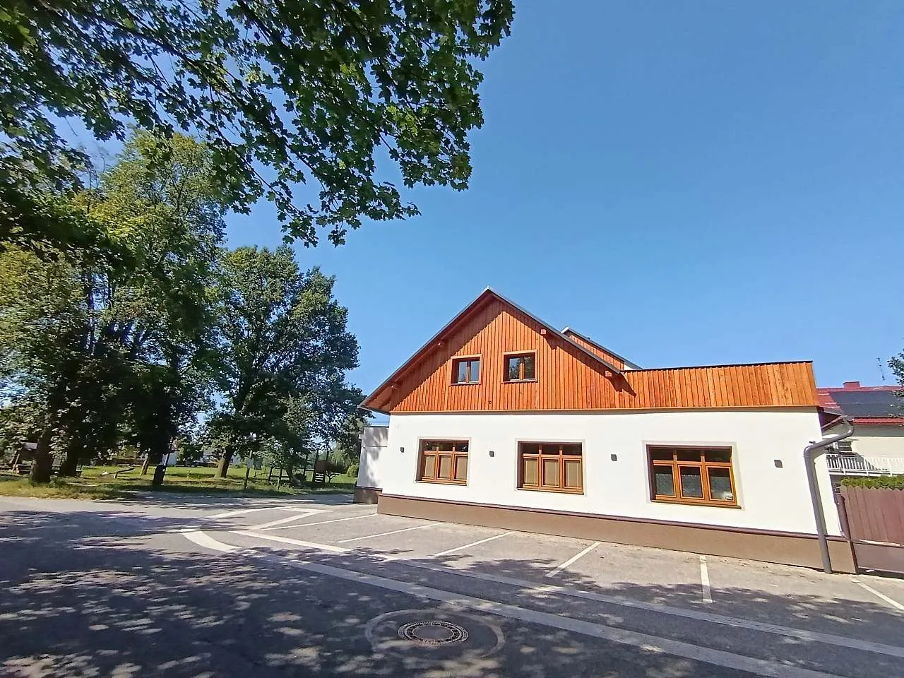 Ubytování pod lípou — CHALET in Dobruška